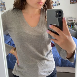 Zara jumper  - Grey/brown zara jumper, size S, frakt 44kr