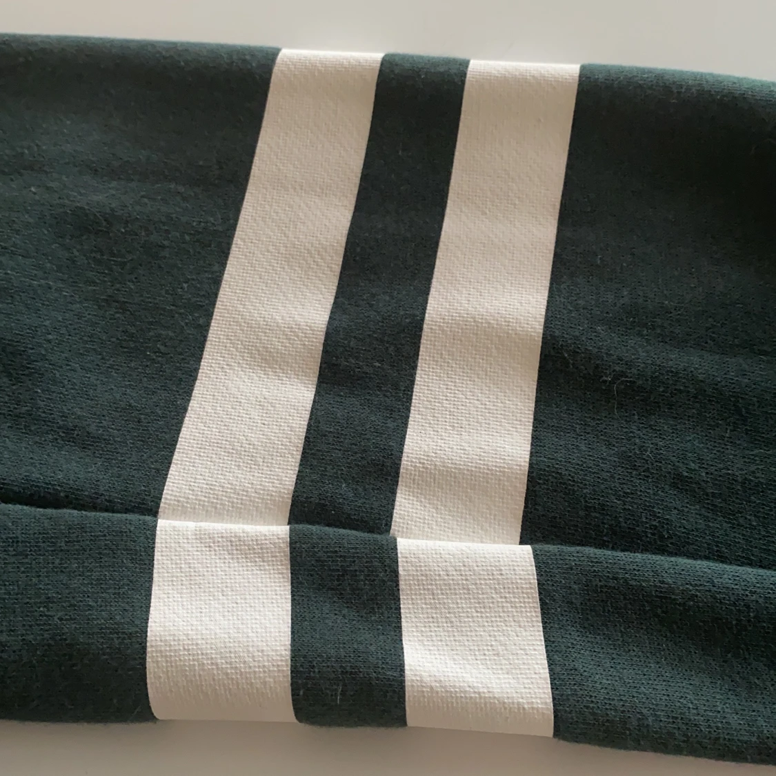 H&M tjocktröja, strl M - 91