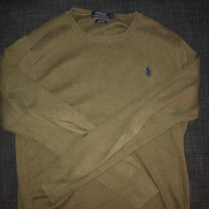 Polo Ralph Lauren  - Stickad tröja i mycket bra skick