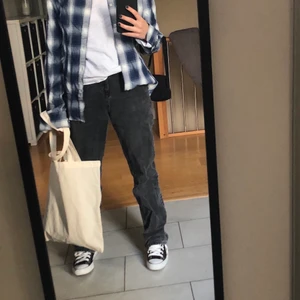 Rutig skjorta - Cool rutig skjorta💙🦋