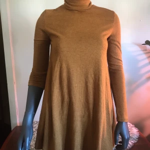 Poloklänning! 💫 - Storlek S, använd 1 gång.