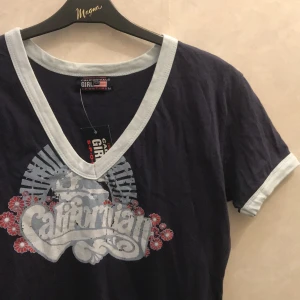 Snygg T-shirt  - Snygg vintage T-shirt. 145kr eller högstbjudande 