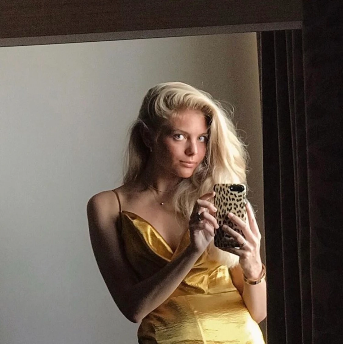 GULDIG JUMPSUIT 💛 - 90