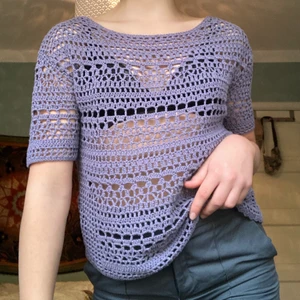 Nätvirkad tröja - Superfin lavendellila tröja i storlek S från Wera! Köpt second hand men i fint skick!💓