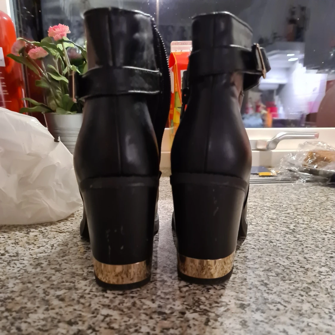 Högklackade boots  - 91