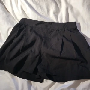 Rut&circle shorts  - Fina bekväma kostymshorts 
