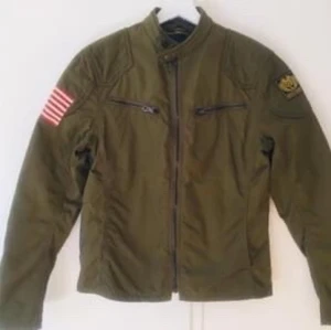 Ralph Lauren jacka strl S vuxen - Oliv/militärgrön Ralph Lauren Jacka strl: S i vuxenstorlek som ny😍