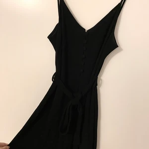 Klänning från mango - Oanvänd kort klänning till vardags. 