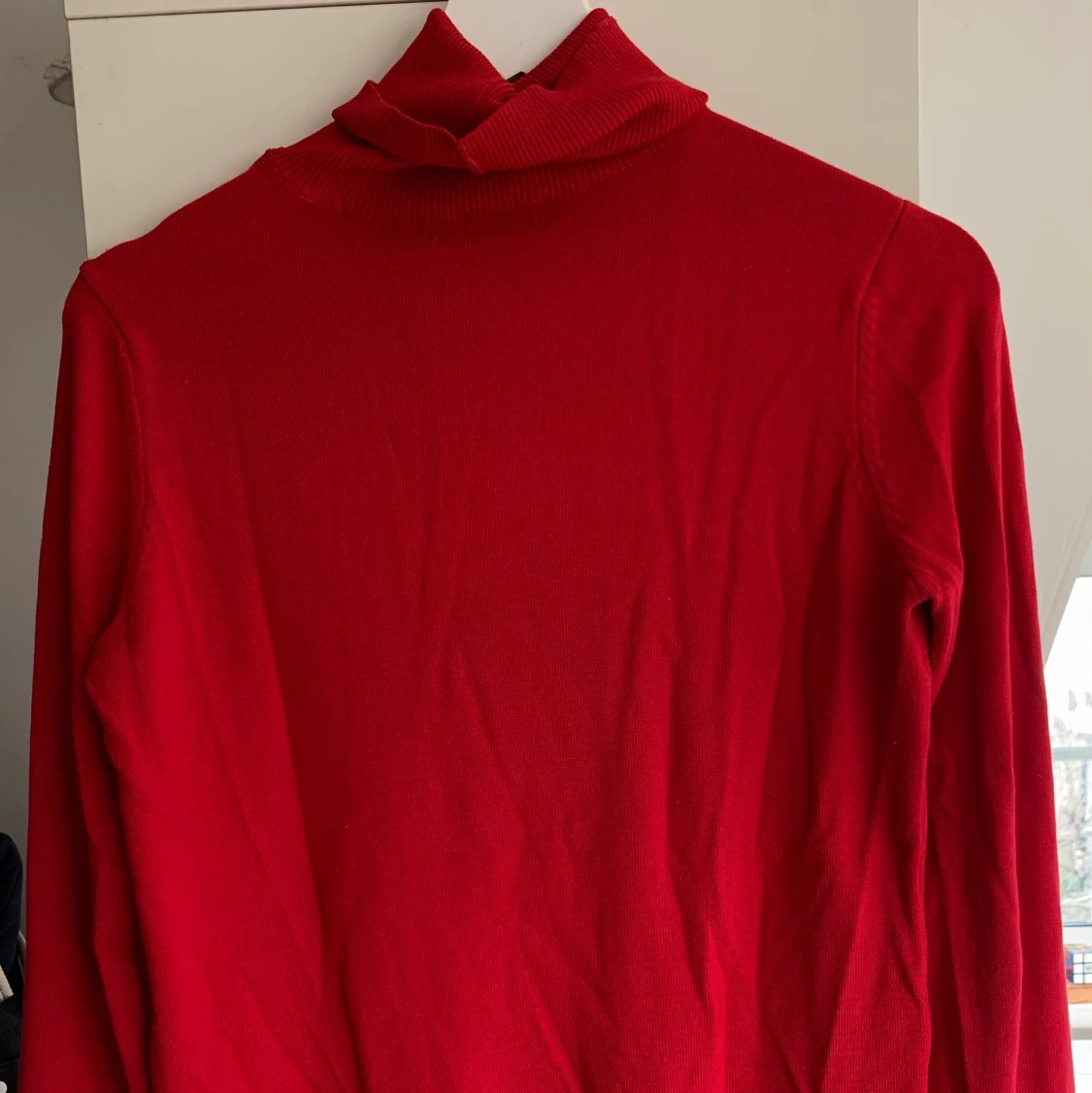 Röd polotröja med pärlor från Chiquelle  - 91