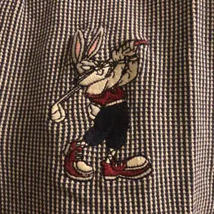 Golf inspererad Disney t-shirt som var mammas när hon var liten.  Storlek XS men passar även s/m utan problem, kan hämtas i Lund / Malmö eller Höllviken / Ljunghusen eller så står köparen för frakt.