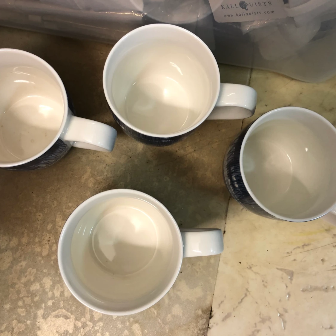 4 st te eller kaffemuggar i mycket fint skick - 90