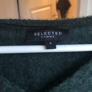 Mörkgrön tröja från Selected Femme (köpt från Nelly.com)🎄 Stl S. 40kr + frakt!