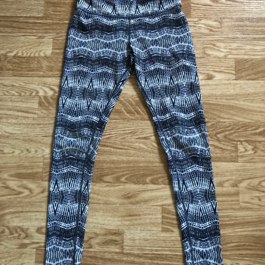 Mönstrade träningsbyxor