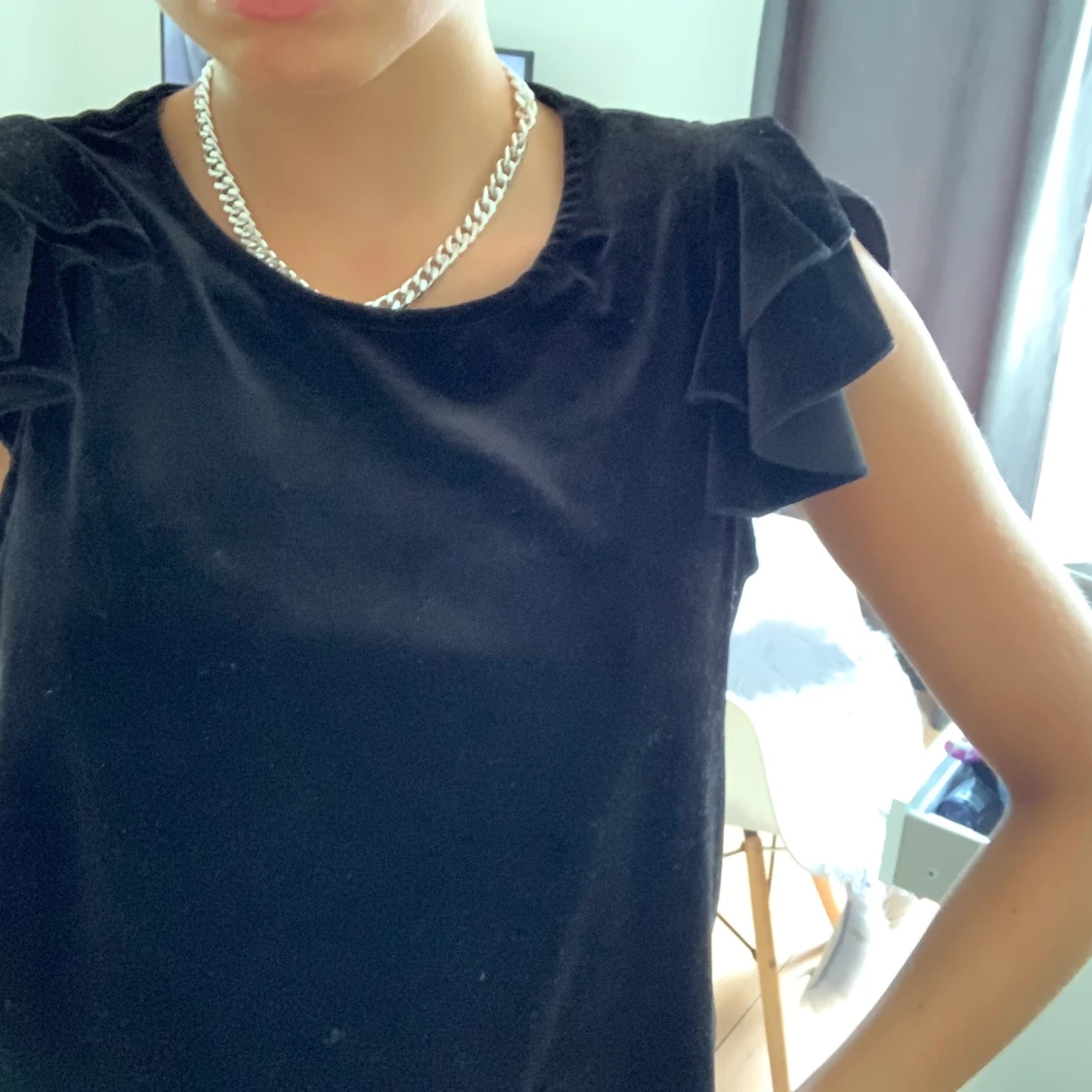 Topp med volangärm  - 90