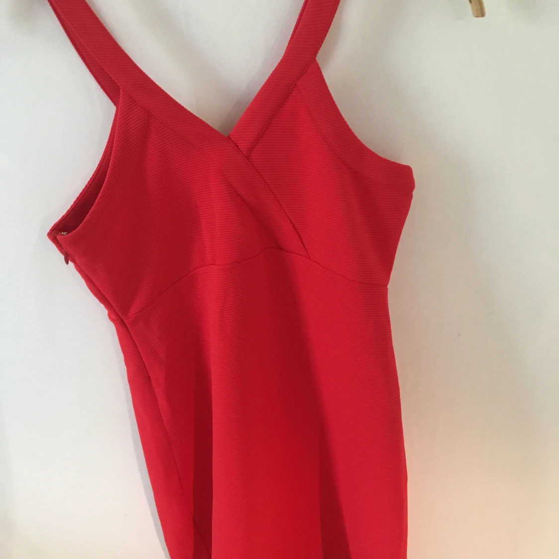 En röd klänning - 90