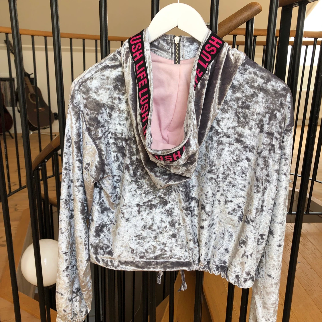 Munkjacka Zara Larssons kollektion - 90