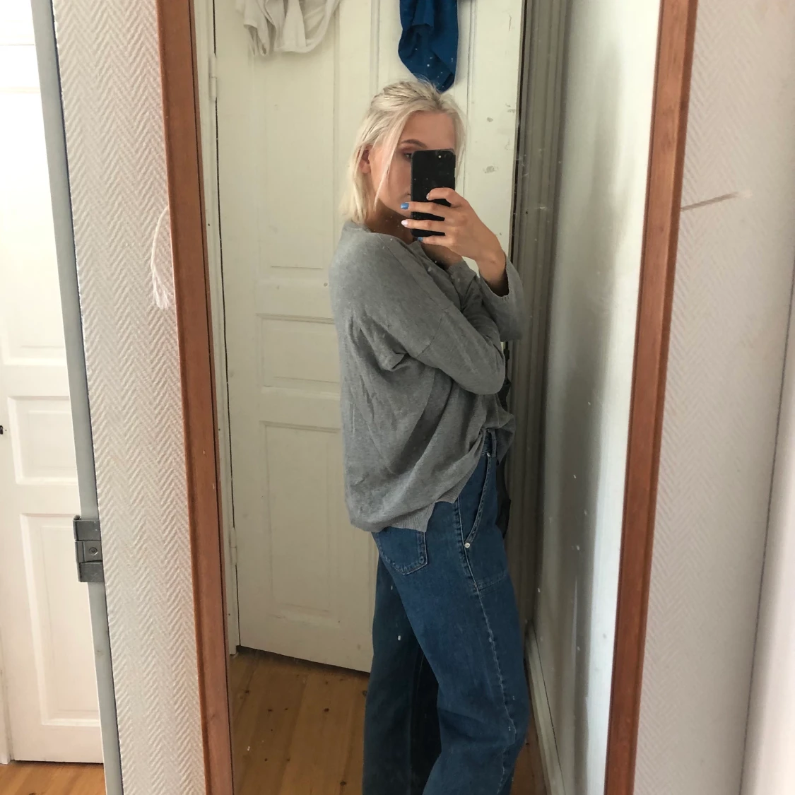 Grå tröja - 90