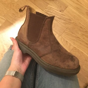  - Dr Martens i bra skick. Kan mötas upp eller skicka på posten. 