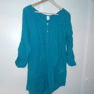  - En fin tunika, nästan oanvänd 