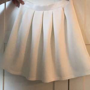  - Passar också small. Köpt i London. Knappt använd. 