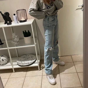 Jeans  - Säljer dessa Gina jeans då dem inte kommer till användning. Buda!