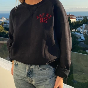 Härlig A&F collegetröja!  - Världens mysigaste tröja från Abercrombie&Fitch, Säljer pga ej användning! Pris kan diskuteras! 
