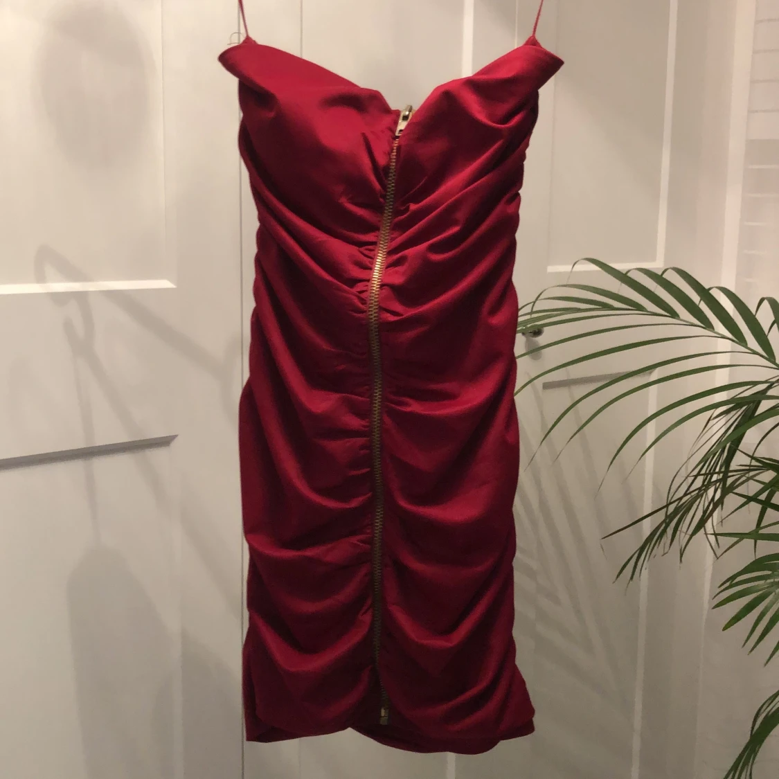 Röd klänning  - 91