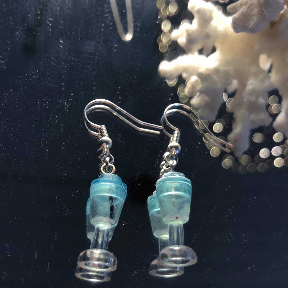 Lego örhängen med silver hänge