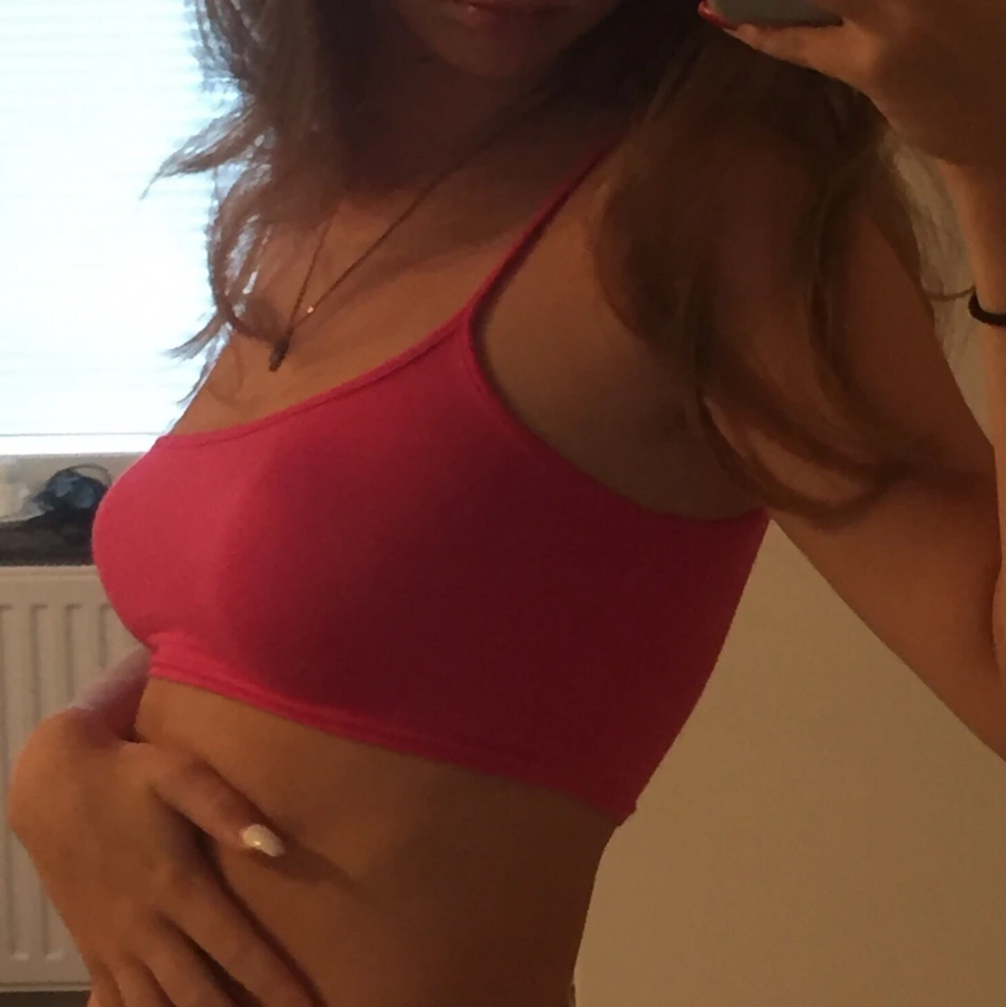 Kort rosa oneshoulder - 90