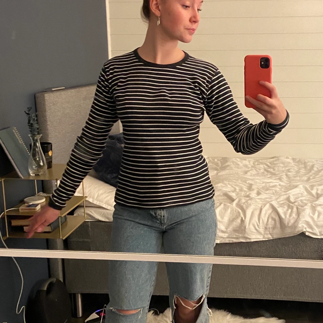 Randig tröja i stl M men mer som en S - 90