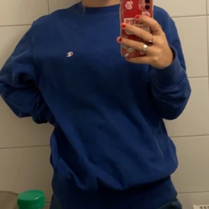 Champion tröja  - Mycket bra skick nästan aldrig använd säljer pga att det inte är min stil