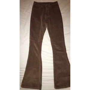 Machesterbyxor bootcut Bruna / Mocha - Bruna byxor som är bootcut