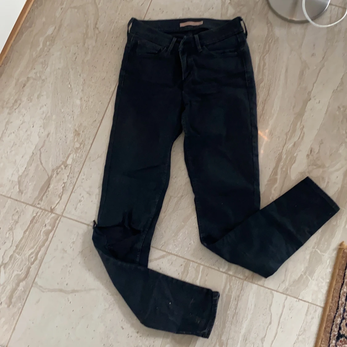 Svarta jeans