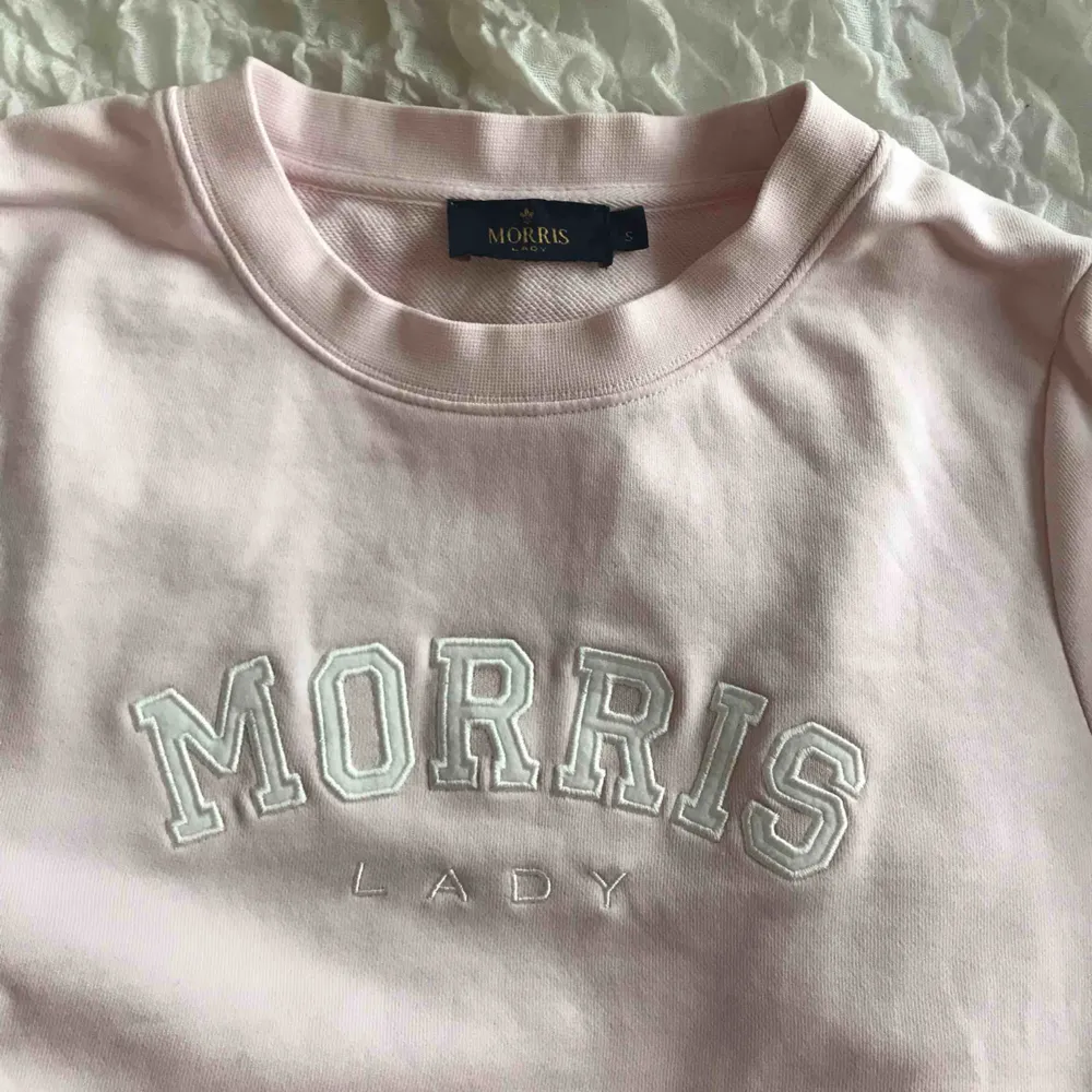 Rosa Morris tröja, i jättefint skick💓💓. Tröjor & Koftor.