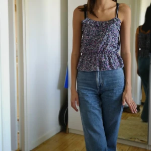  - Söt somrig blommig topp! ✨✨