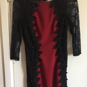  - Helt oanvänd klänning från Oxygene