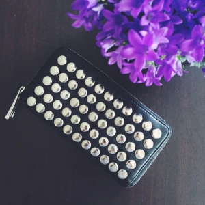  - Fin plånbok från Raglady Tara som bara inte är min stil, rymlig och helt oanvänd! 