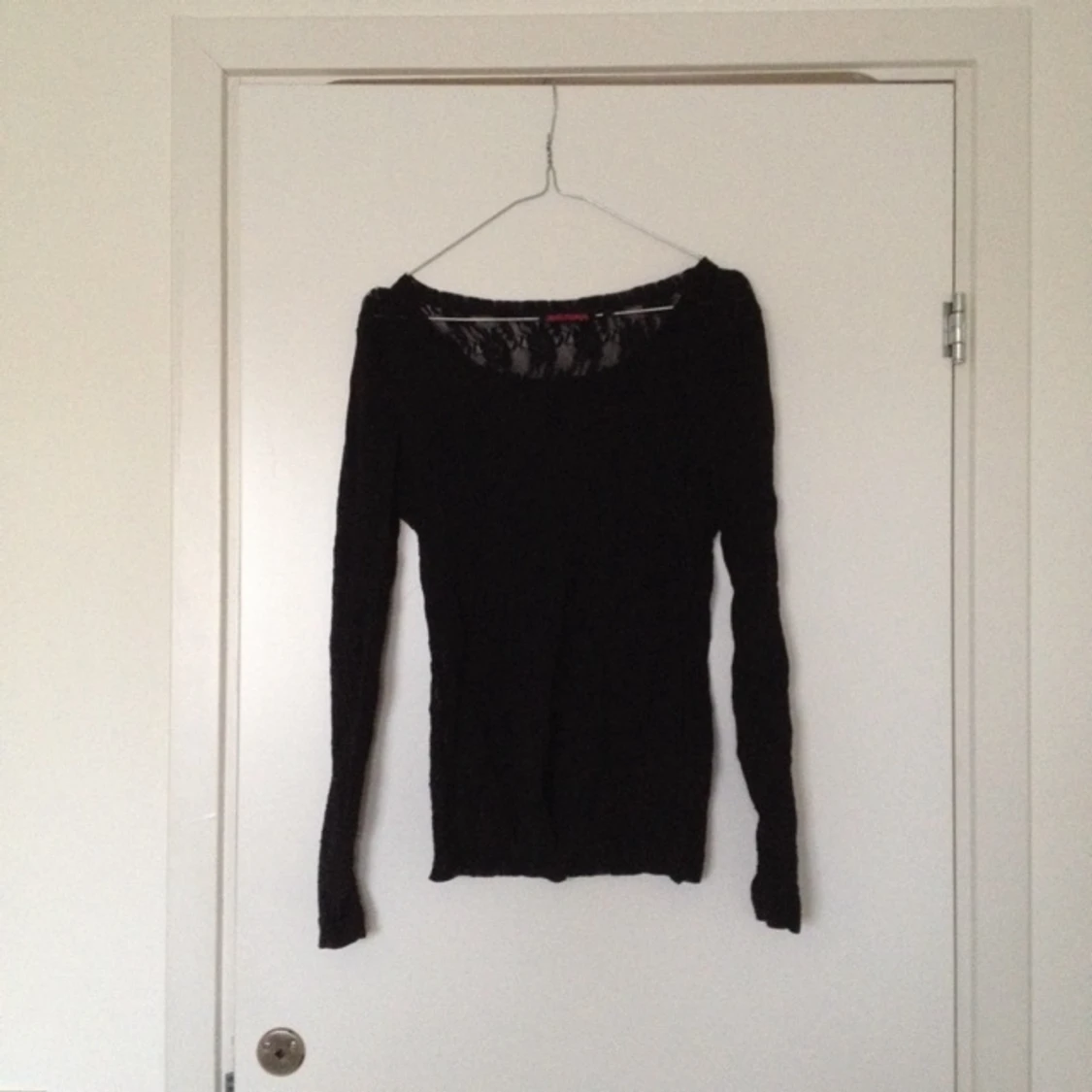 Ganska transperent spetstopp, bra skick!