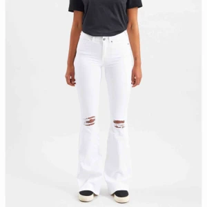  - Intressekoll för dessa som inte kommer till användning. Använda ett fåtal gånger och i mycket fint skick. Möts upp i slussen eller så tillkommer frakt.