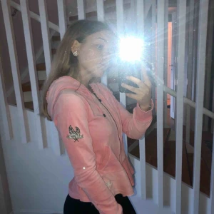  - Super fin och skön kofta från oddmolly. Ny pris 1 495. 