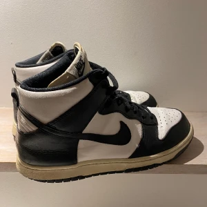 Nike Sb dunk high Panda - Nike Sb dunk high Panda Inte i bästa skicket Saknas box 100% äkta