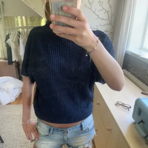 Zara tröja - En jätte fin zara tröja med super fint mönster❣️ säljs inte längre på hemsidan, knappt använd så jätte fint skick🥰🥰