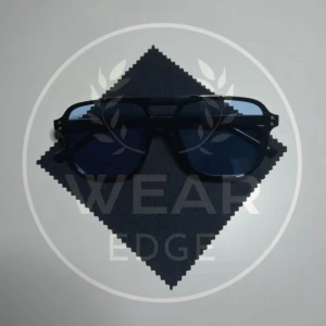 Solglasögon Blå #1 - Trendiga solglasögon perfekt till sommaren. Helt nya. Köp annonsen så är dem dina.