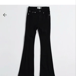 Säljer lager 157 snake flare jeans  - Nu Skick testar en gång 