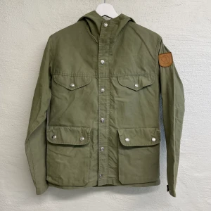 Fjällräven jacka  - Fjällräven jacka i storlek 36. 