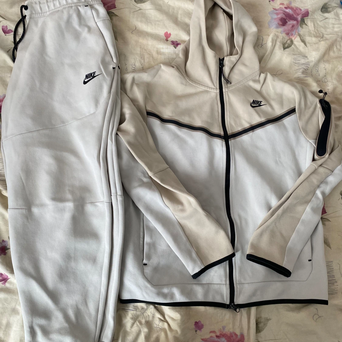 Tvär feta nike tech sets - 90
