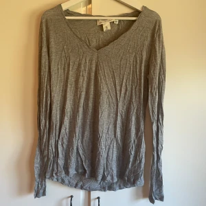 Långärmad tröja från hm  - Fint skick