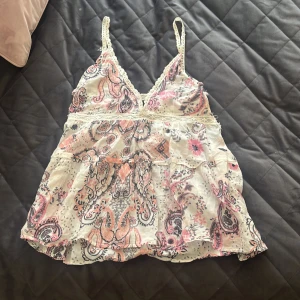 Topp från odd Molly  - En jättefin topp i bra skick från odd Molly 