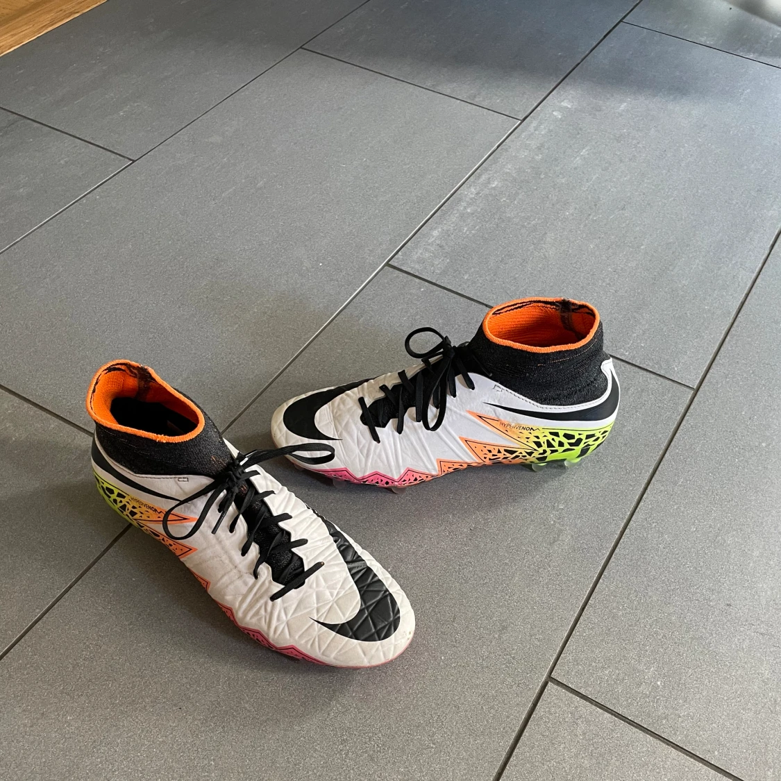 Hypervenom Phantom Rainbow - 1