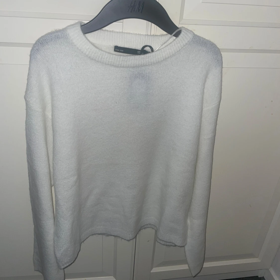 Vit stickad tröja  - 90